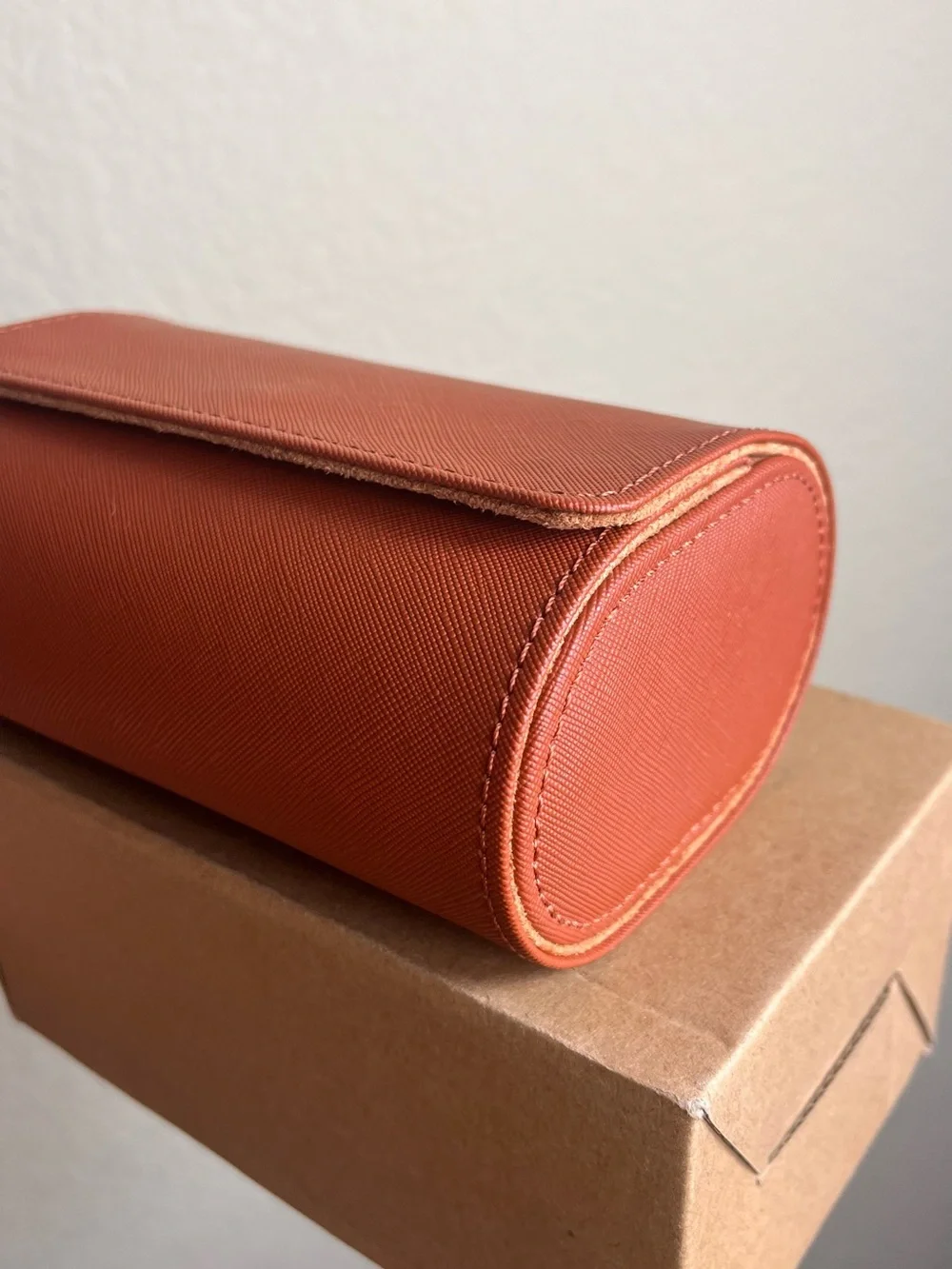 The Unbranded Brand compact watch